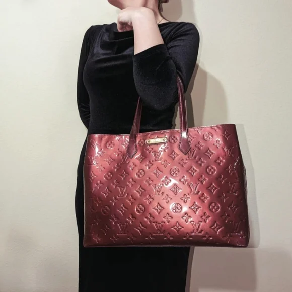 ✨️💎Authentic Louis Vuitton Wilshire MM monogram Vernis - Picture 3 of 16